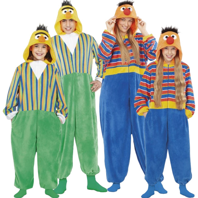 Grupo Epi y Blas Kigurumi