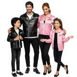 Grupo de T-Birds e Pink Ladies de Grease