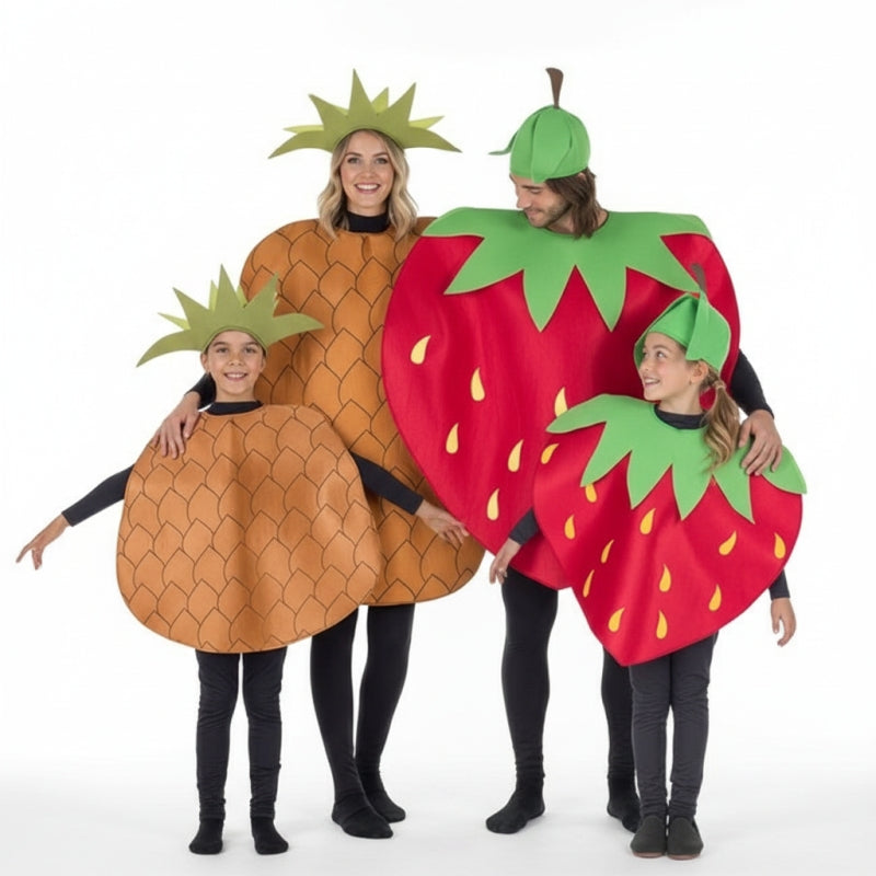 Grupo de Ananases e morangos