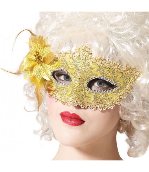 Máscara veneziana cor de ouro com flor para completar o seu disfarce