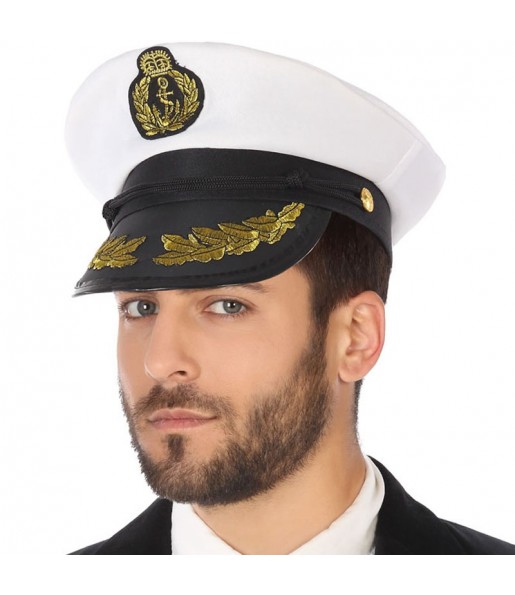Chapéu de capitão de barco para completar o seu disfarce