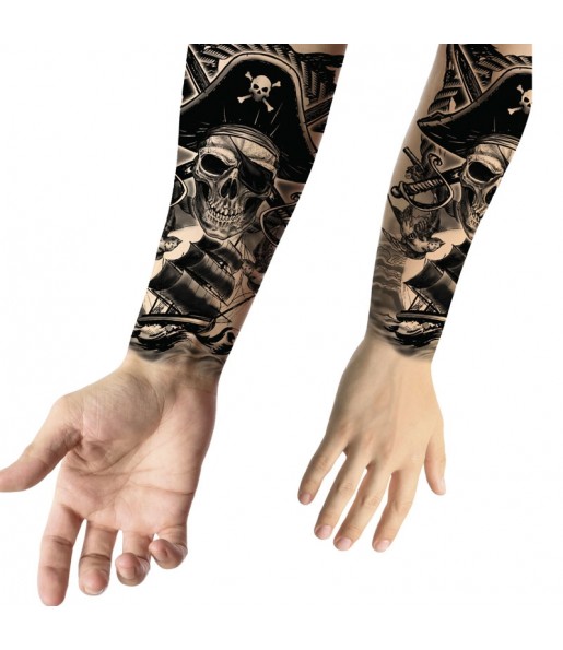 Tatuagem de pirata para completar o seu disfarce