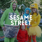 Diversão e Aprendizado com Sesame Street! Descubra Nossa Encantadora Coleção de Fantasias para Meninas e Meninos.